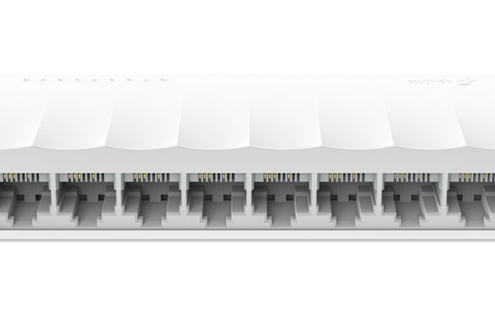 TP-LINK desktop switch LiteWave LS1008, 8-port 10/100Mbps, Ver 1.0
